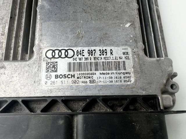 bontott AUDI A4 B9 Motorvezérlő