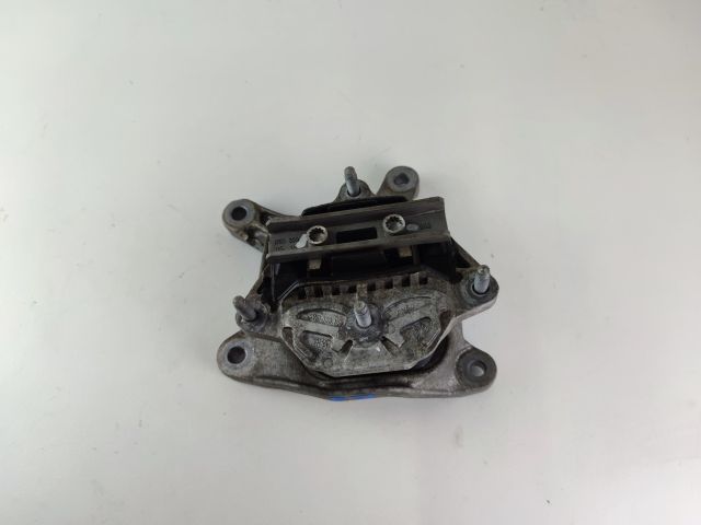 bontott AUDI A4 B9 Váltó Tartó Bak (Pozíciófüggetlen)