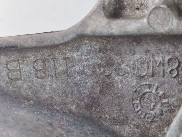 bontott AUDI A4 B9 Váltó Tartó Bak (Pozíciófüggetlen)