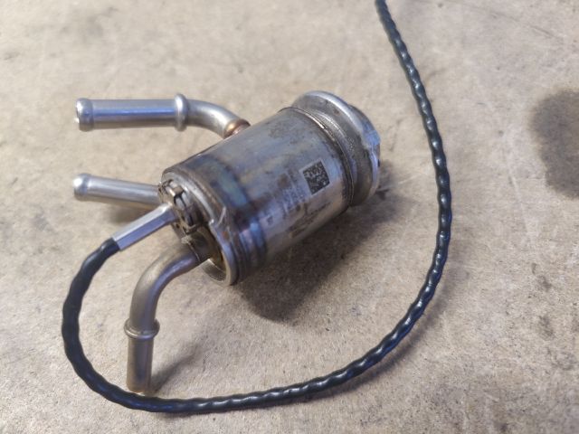 bontott AUDI A4 B9 AdBlue Befecskendező Egység