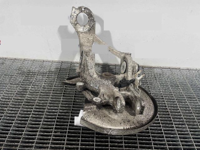 bontott AUDI A4 B9 Bal hátsó Csonkállvány