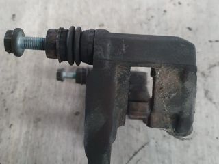 bontott AUDI A4 B9 Bal hátsó Fékkengyel