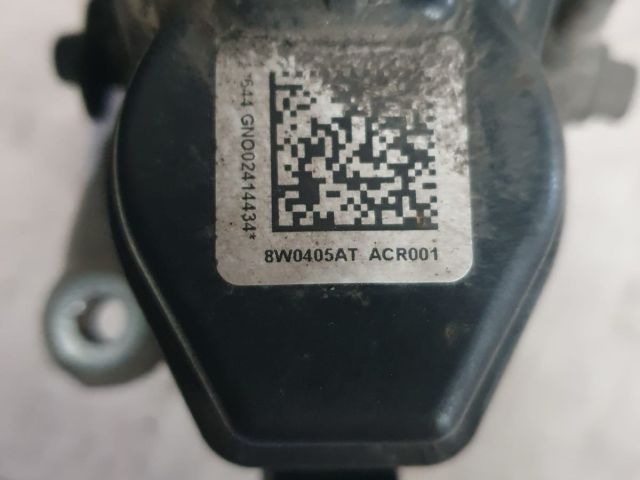 bontott AUDI A4 B9 Bal hátsó Féknyereg Munkahengerrel