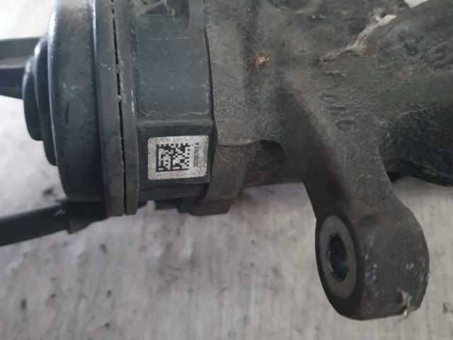 bontott AUDI A4 B9 Bal hátsó Féknyereg Munkahengerrel