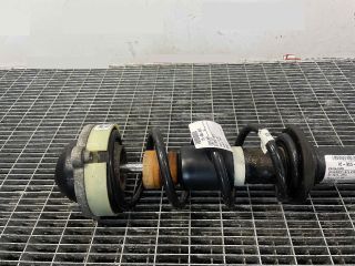 bontott AUDI A4 B9 Első Rugó