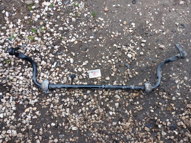 bontott AUDI A4 B9 Első Vízszintes Stabilizátor Rúd