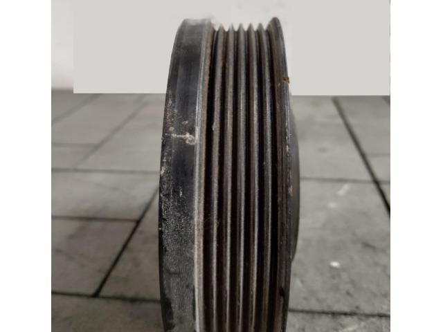 bontott AUDI A4 B9 Főtengely Szíjtárcsa