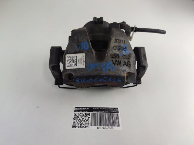 bontott AUDI A4 B9 Jobb első Féknyereg Munkahengerrel