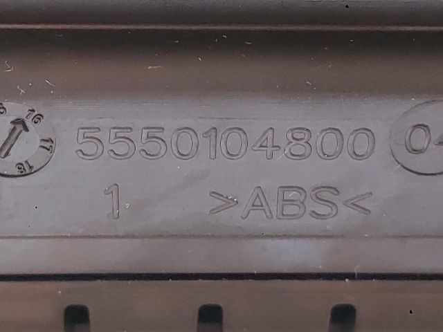 bontott AUDI A4 B9 Kilométeróra