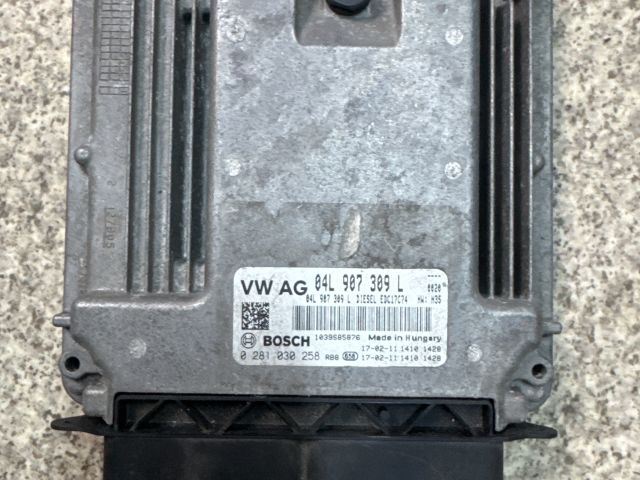 bontott AUDI A4 B9 Kilométeróra