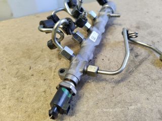 bontott AUDI A4 B9 Közösnyomócső