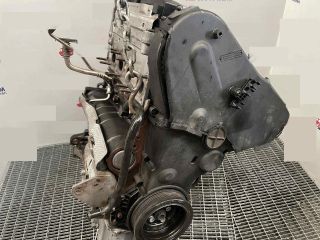 bontott AUDI A4 B9 Motor (Fűzött blokk hengerfejjel)