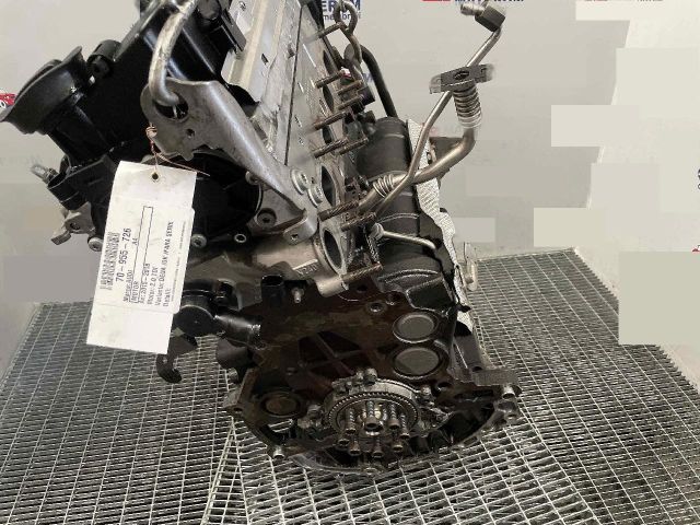 bontott AUDI A4 B9 Motor (Fűzött blokk hengerfejjel)