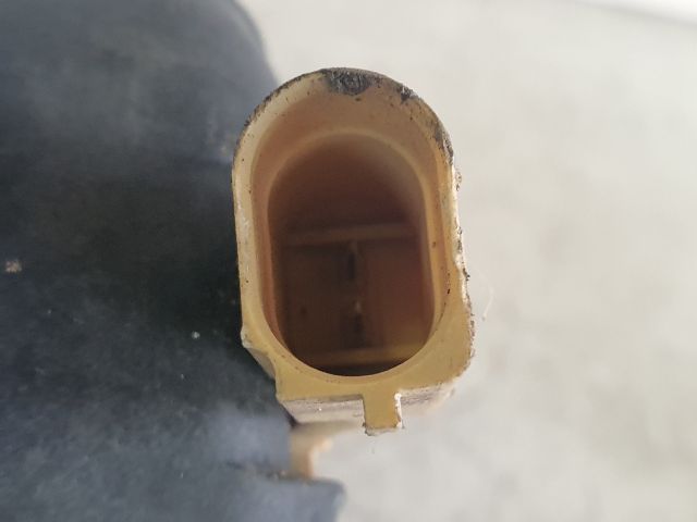 bontott AUDI A4 B9 Motor Tartó Bak Bal