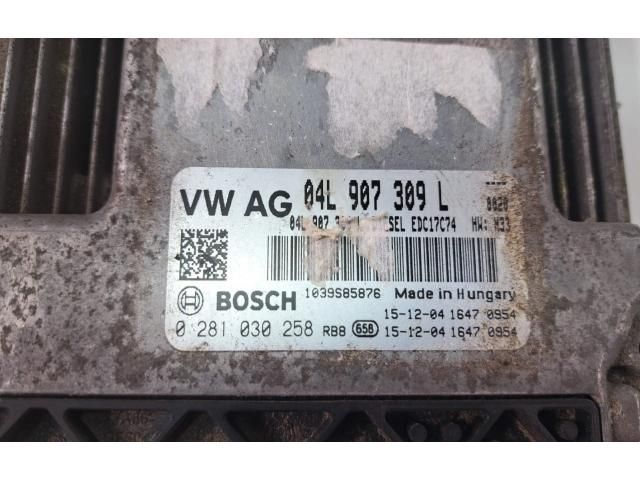 bontott AUDI A4 B9 Motorvezérlő