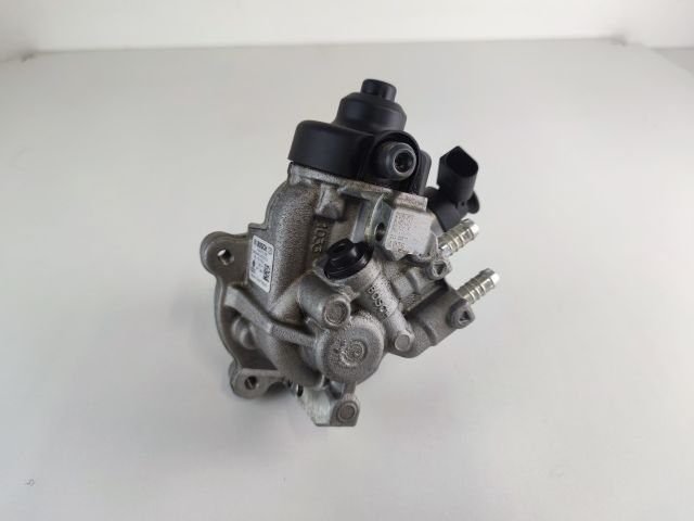 bontott AUDI A4 B9 Nagynyomású Szivattyú