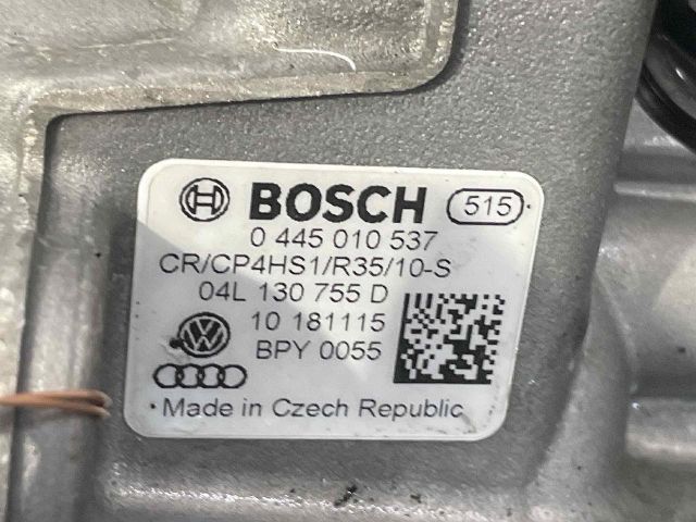 bontott AUDI A4 B9 Nagynyomású Szivattyú