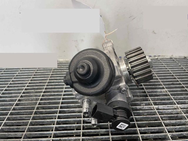 bontott AUDI A4 B9 Nagynyomású Szivattyú