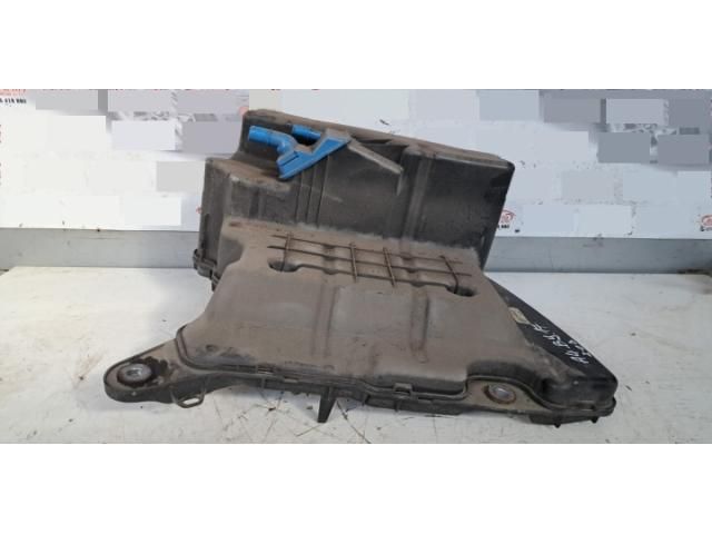 bontott AUDI A4 B9 AdBlue Tartály