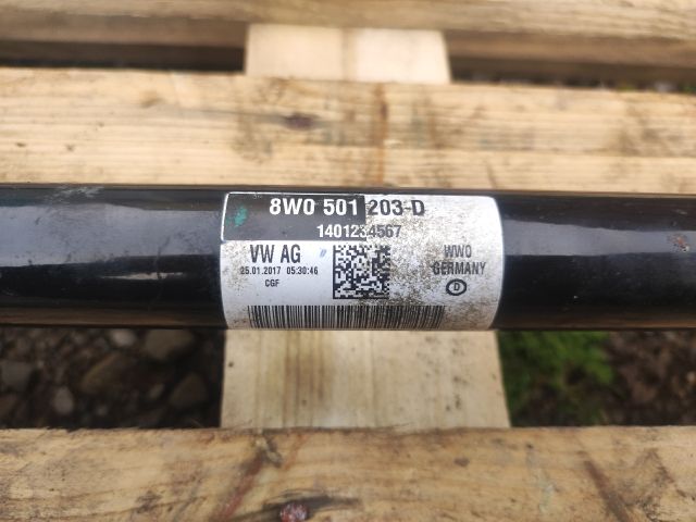 bontott AUDI A4 B9 Bal hátsó Féltengely