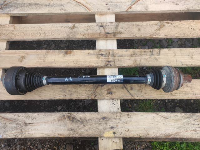 bontott AUDI A4 B9 Bal hátsó Féltengely