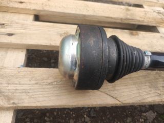 bontott AUDI A4 B9 Bal hátsó Féltengely