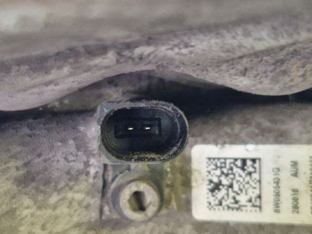 bontott AUDI A4 B9 Bal hátsó Kerékagy