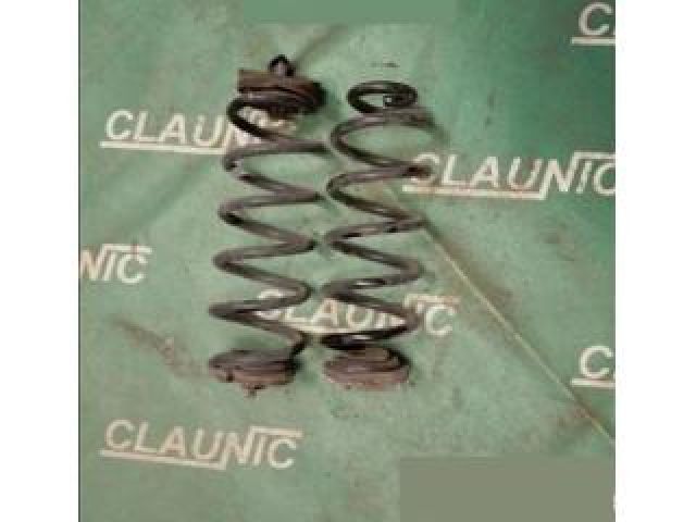 bontott AUDI A4 B9 Hátsó Rugó