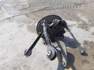 bontott AUDI A4 B9 Jobb hátsó Csonkállvány