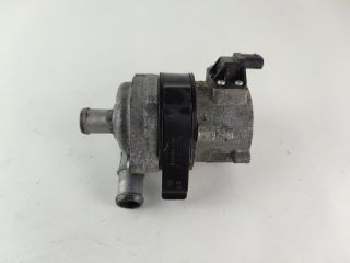 bontott AUDI A4 B9 Kiegészítő Vízszivattyú