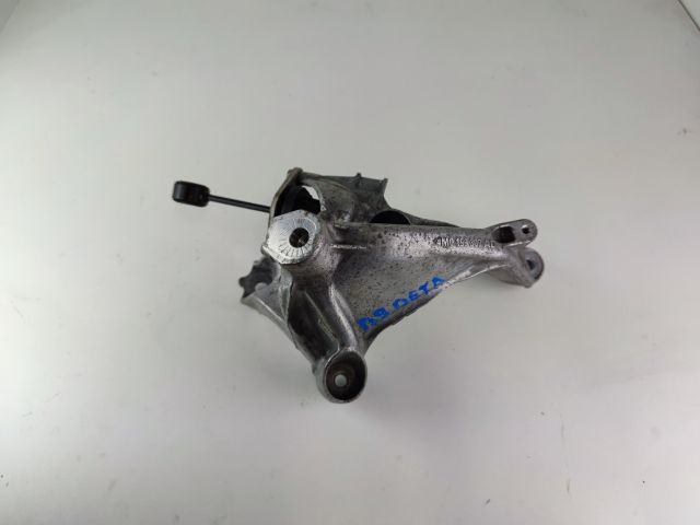 bontott AUDI A4 B9 Motor Tartó Bak Bal