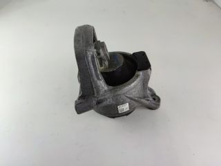 bontott AUDI A4 B9 Motor Tartó Bak Jobb