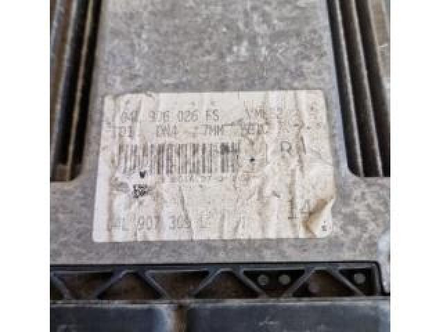 bontott AUDI A4 B9 Motorvezérlő