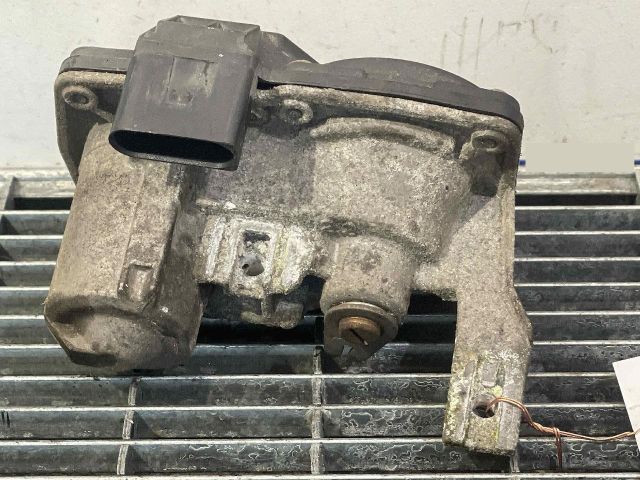 bontott AUDI A4 B9 Vákumpumpa