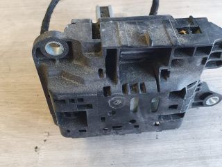 bontott AUDI A4 B9 Váltó Fokozatválasztó