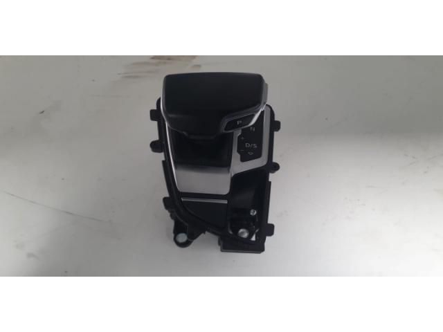 bontott AUDI A4 B9 Váltó Kulissza
