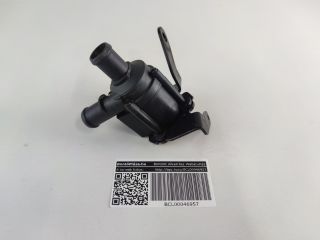 bontott AUDI A4 B9 Vízpumpa