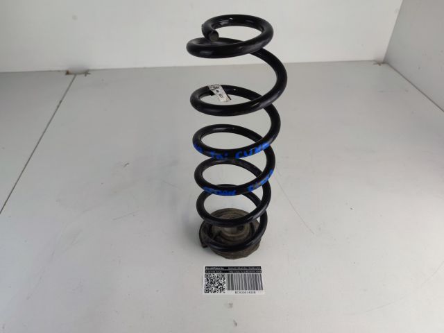 bontott AUDI A4 B9 Hátsó Rugó