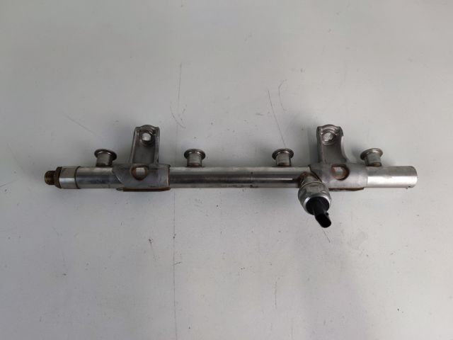 bontott AUDI A4 B9 Közösnyomócső