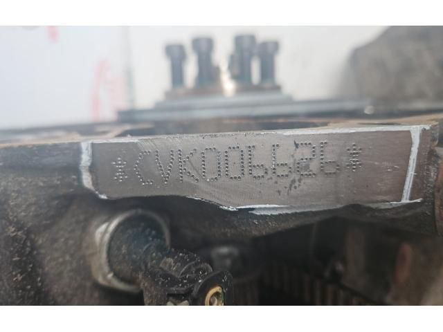 bontott AUDI A4 B9 Motor (Fűzött blokk hengerfejjel)