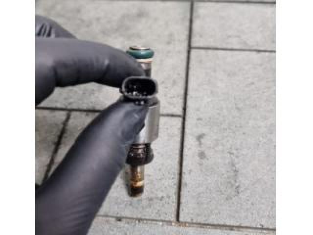 bontott AUDI A4 B9 Porlasztó (1 db)