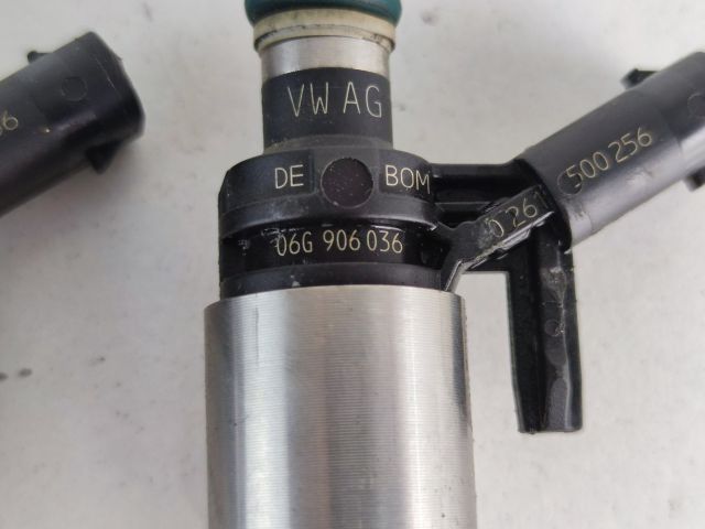 bontott AUDI A4 B9 Porlasztó (1 db)