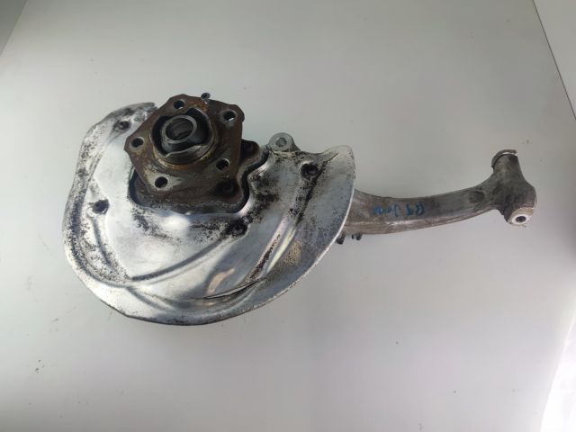 bontott AUDI A4 B9 Jobb első Csonkállvány