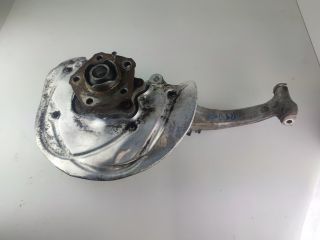 bontott AUDI A4 B9 Jobb első Csonkállvány