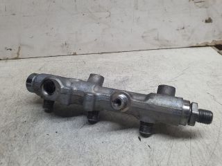 bontott AUDI A4 B9 Közösnyomócső