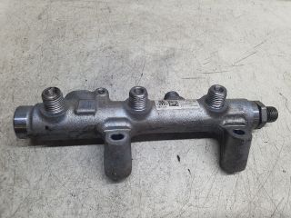 bontott AUDI A4 B9 Közösnyomócső