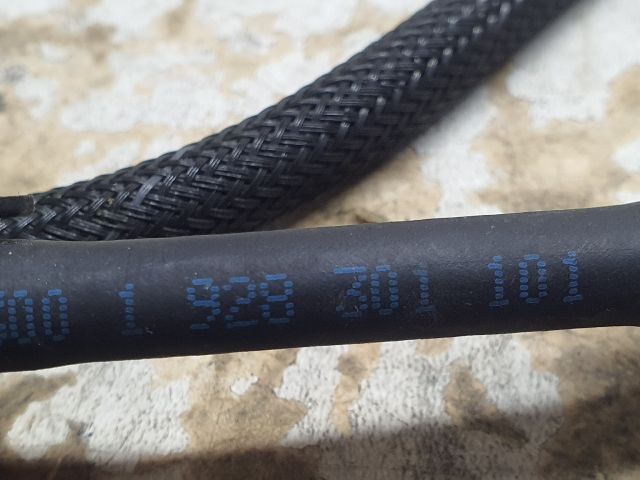 bontott AUDI A4 B9 Résolajcső