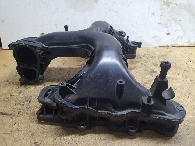 bontott AUDI A4 B9 Szívósor