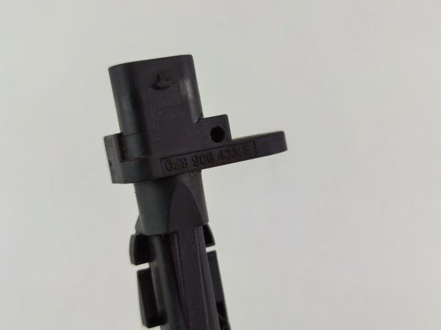 bontott AUDI A4 B9 ABS Jeladó (Pozíciófüggetlen)