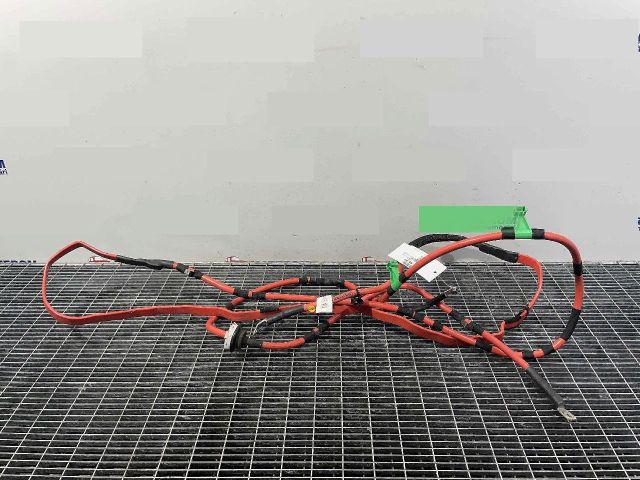 bontott AUDI A4 B9 Akkumulátor Saru